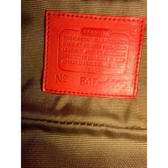 VTG Coach Madison Regis Bag 4405 Cherry Caviar Leather Crossbody 90s Italy + Tag - Picture 10 of 11